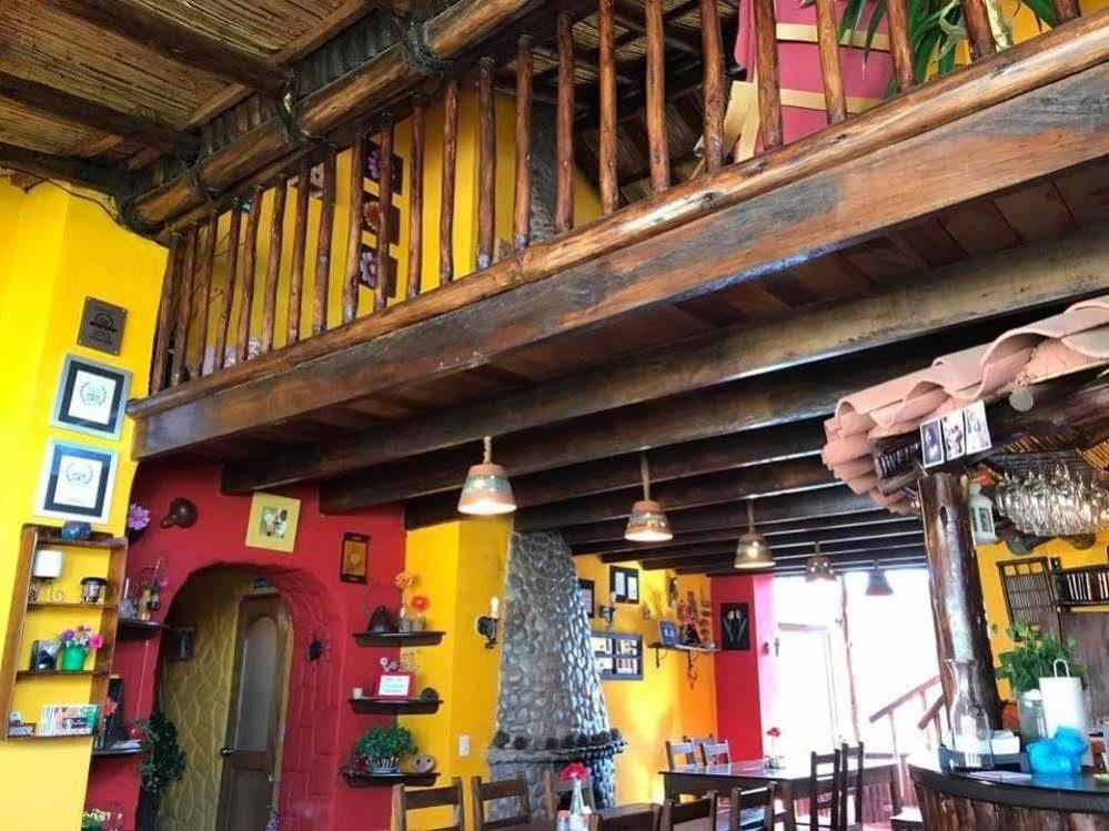 La Casa De Barro Lodge & Restaurant Chincheros  エクステリア 写真