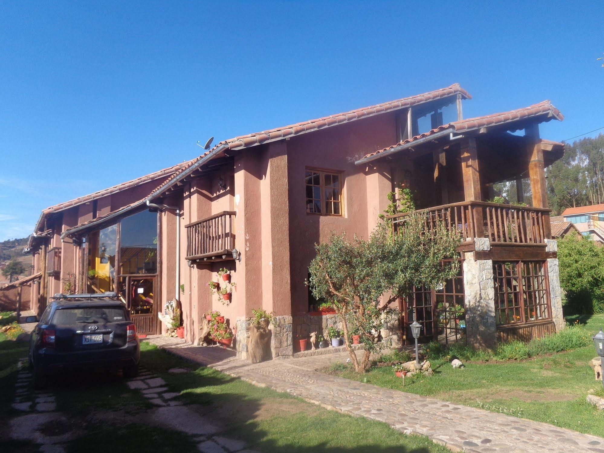 La Casa De Barro Lodge & Restaurant Chincheros  エクステリア 写真